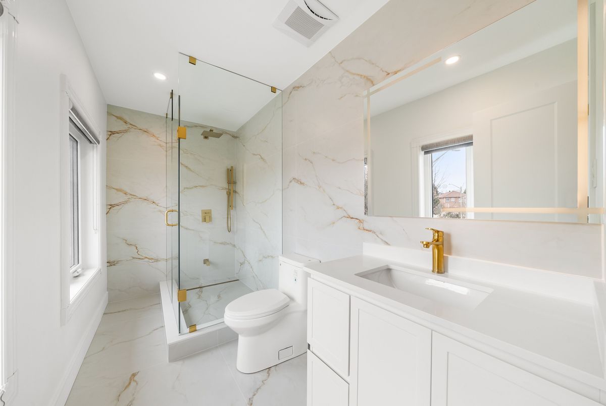 12 Fisico Court Richmond Hill 12 Fisico Court Richmond Hill