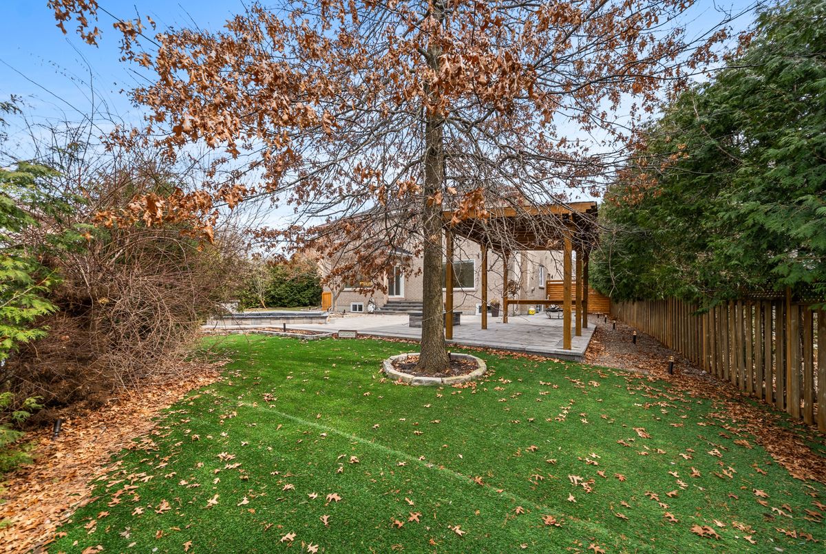 12 Fisico Court Richmond Hill 12 Fisico Court Richmond Hill