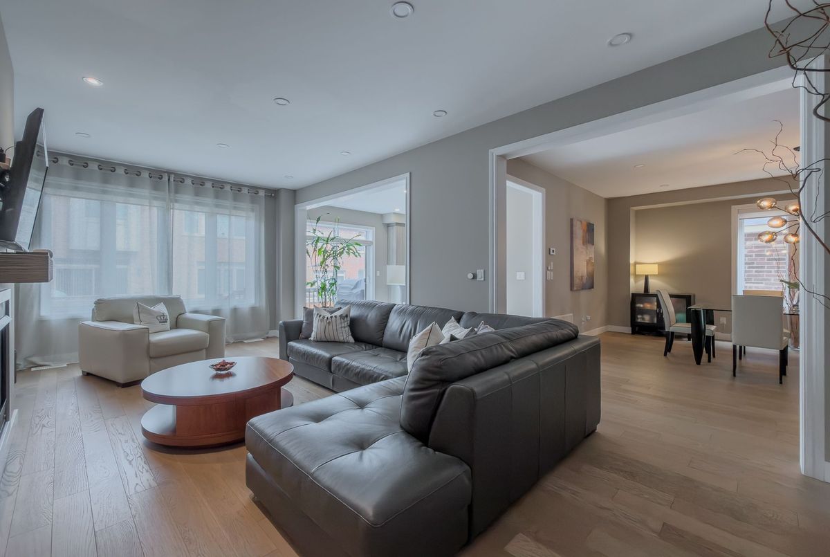 77 Leaden Hall Drive East Gwillimbury 77 Leaden Hall Drive East Gwillimbury