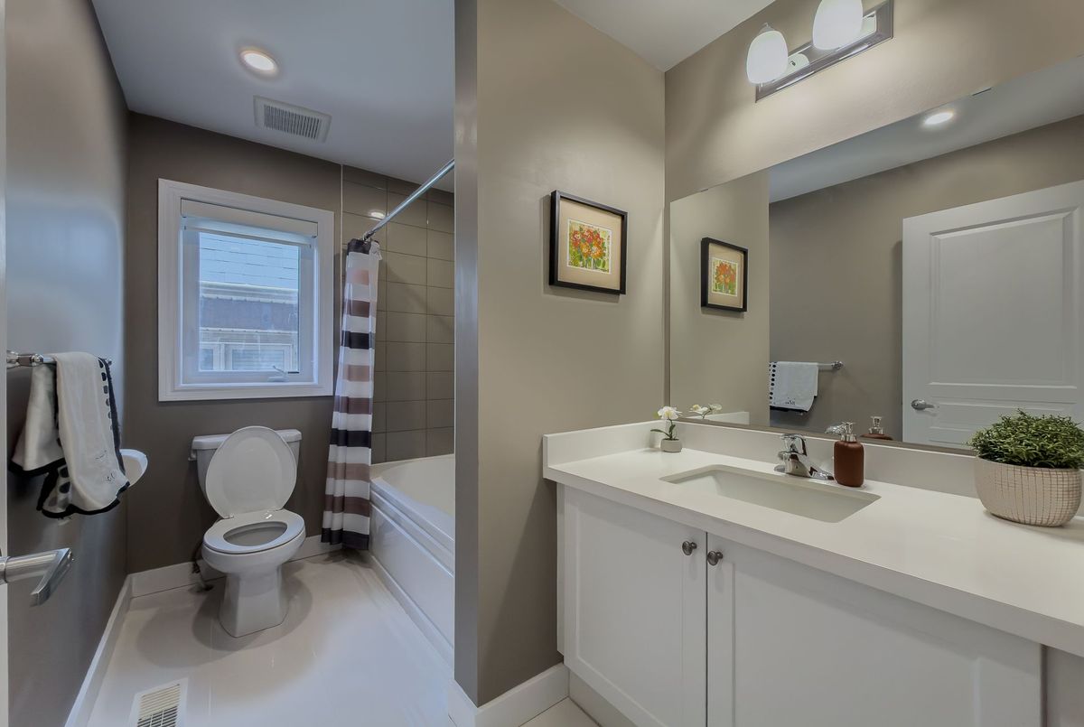 77 Leaden Hall Drive East Gwillimbury 77 Leaden Hall Drive East Gwillimbury