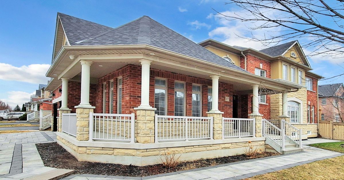 17 Delattaye Avenue Aurora