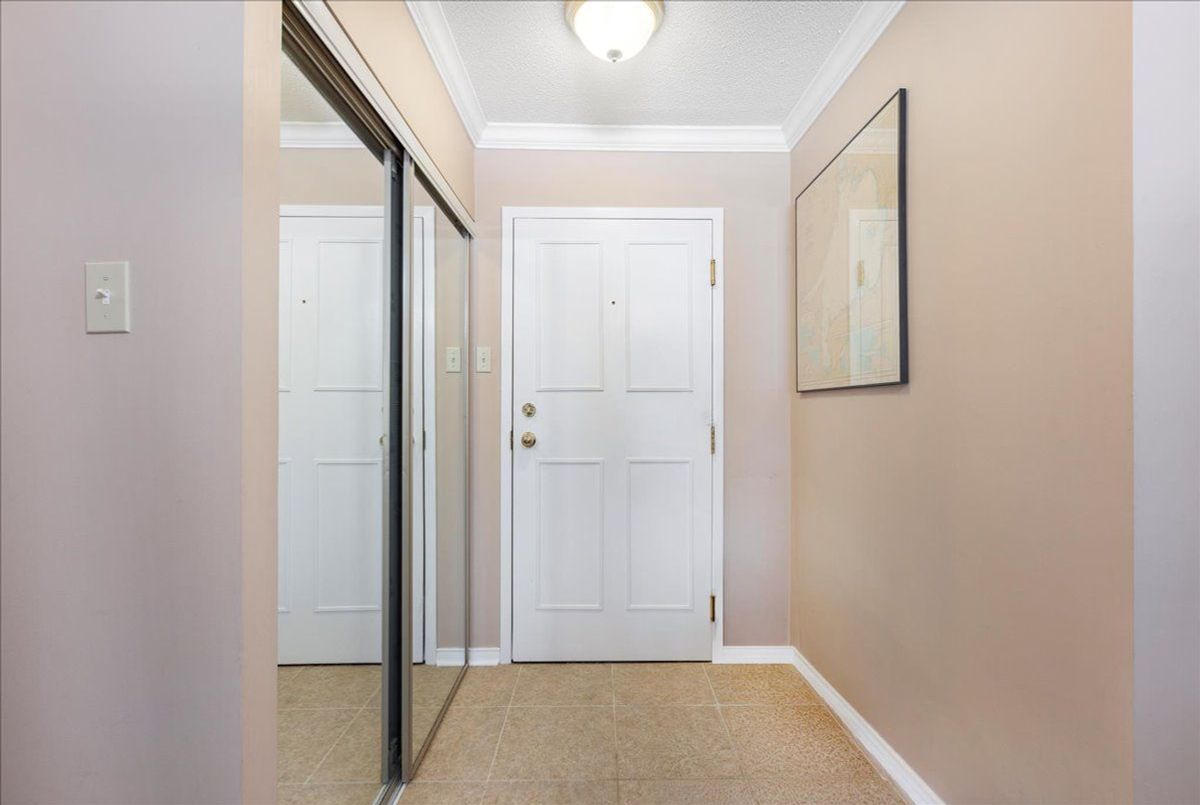 111 Grew Boulevard Georgina 111 Grew Boulevard Georgina