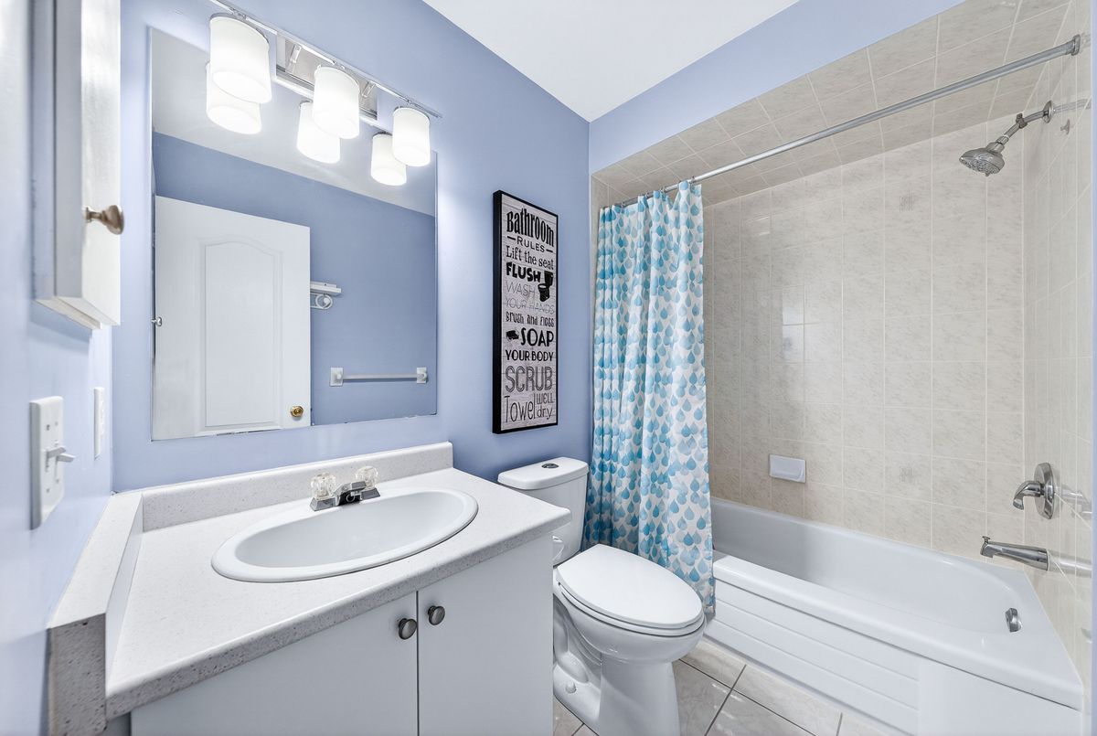 489 Menczel Crescent Newmarket 489 Menczel Crescent Newmarket