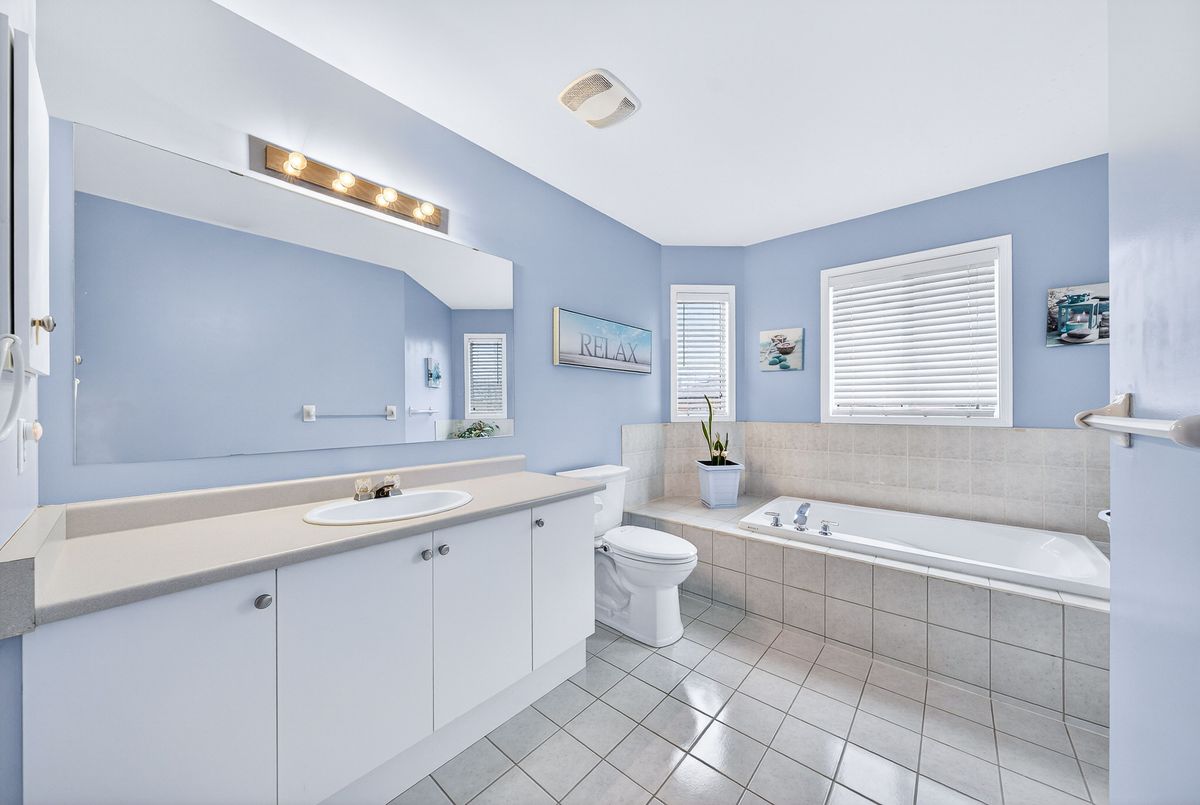 489 Menczel Crescent Newmarket 489 Menczel Crescent Newmarket