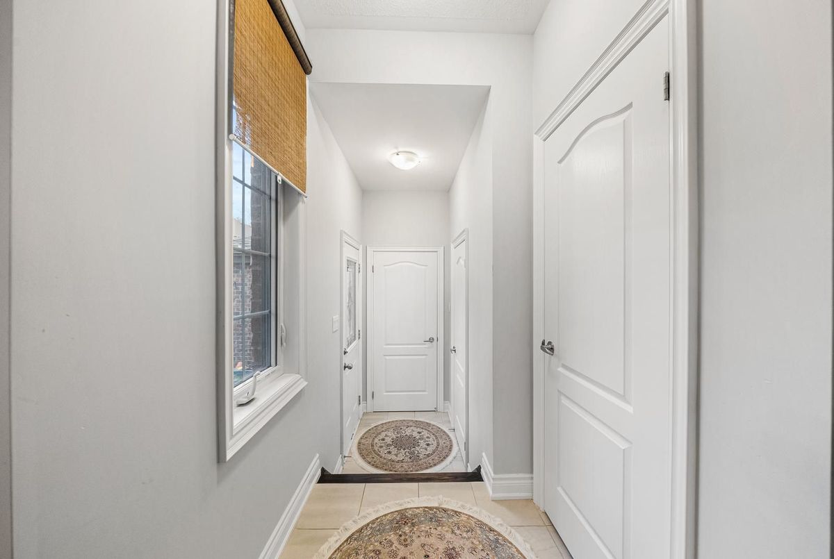7 Carratuck Street East Gwillimbury 7 Carratuck Street East Gwillimbury
