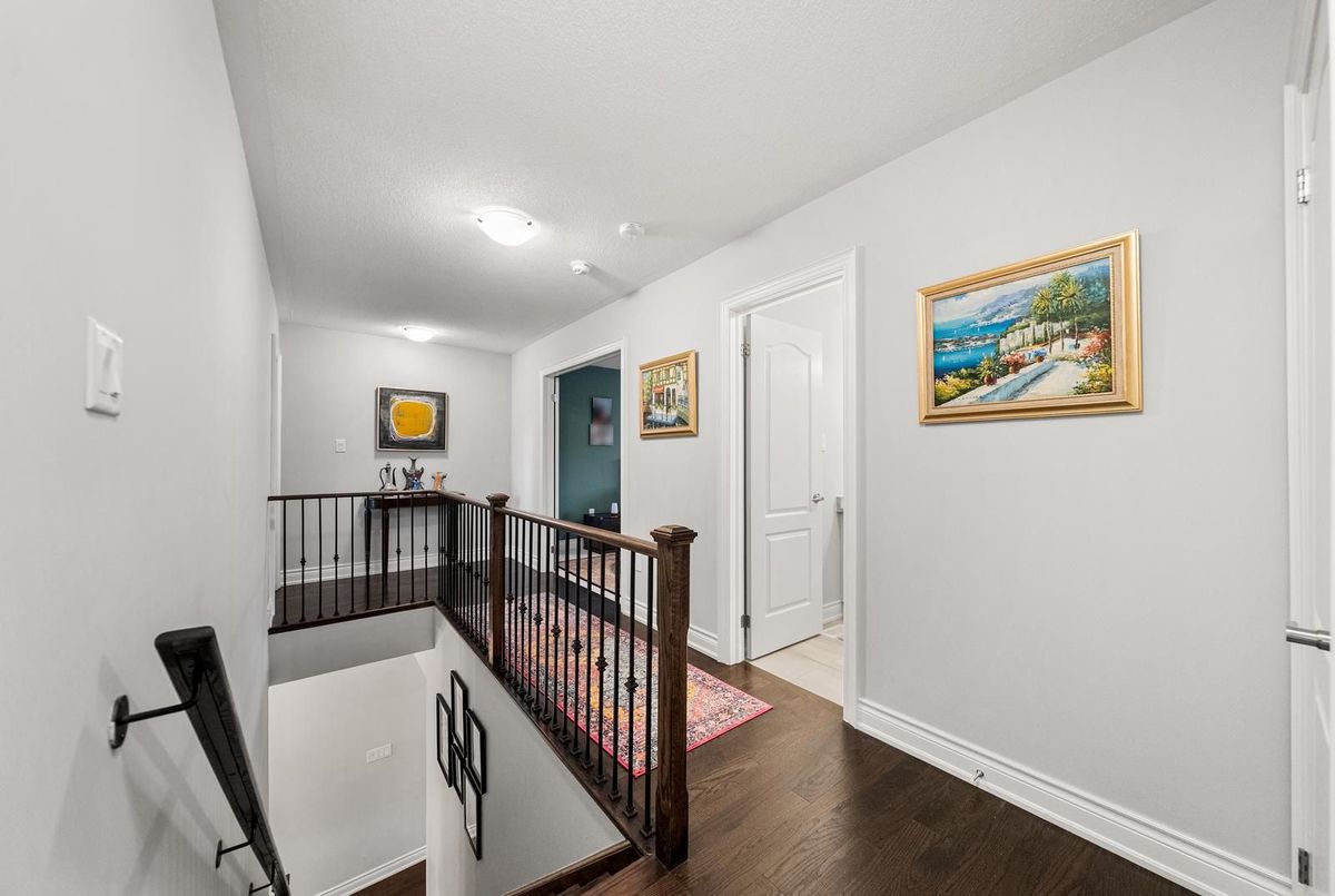 7 Carratuck Street East Gwillimbury 7 Carratuck Street East Gwillimbury