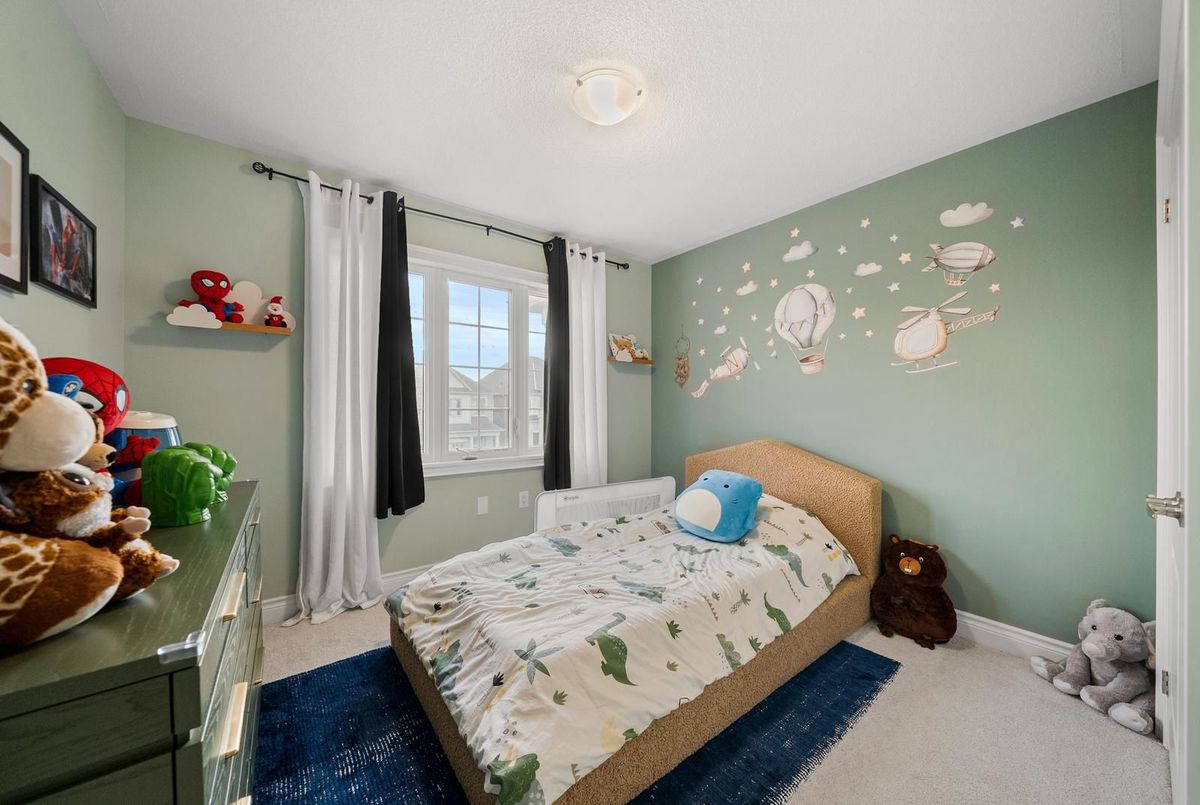 7 Carratuck Street East Gwillimbury 7 Carratuck Street East Gwillimbury