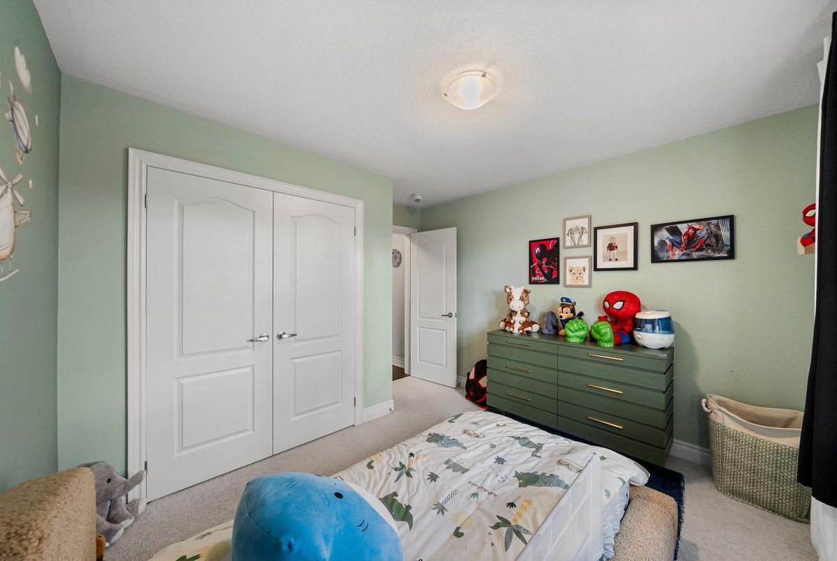 7 Carratuck Street East Gwillimbury 7 Carratuck Street East Gwillimbury