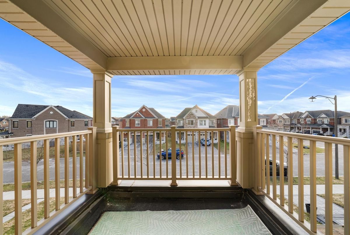 7 Carratuck Street East Gwillimbury 7 Carratuck Street East Gwillimbury