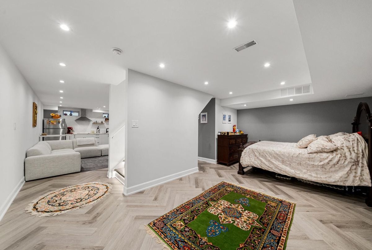 7 Carratuck Street East Gwillimbury 7 Carratuck Street East Gwillimbury
