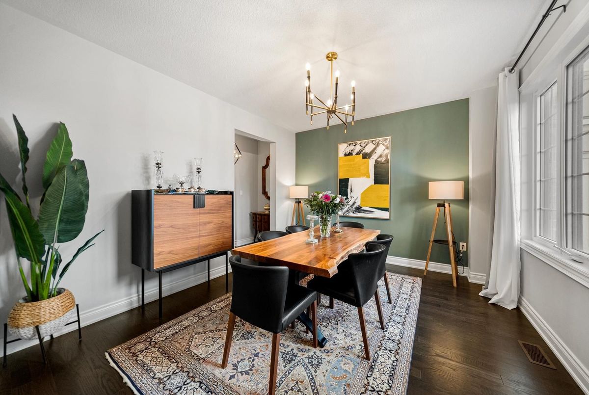 7 Carratuck Street East Gwillimbury 7 Carratuck Street East Gwillimbury