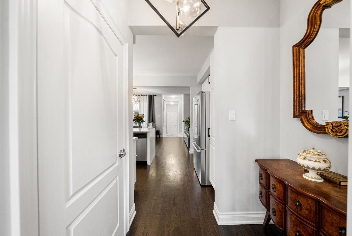 7 Carratuck Street East Gwillimbury 7 Carratuck Street East Gwillimbury
