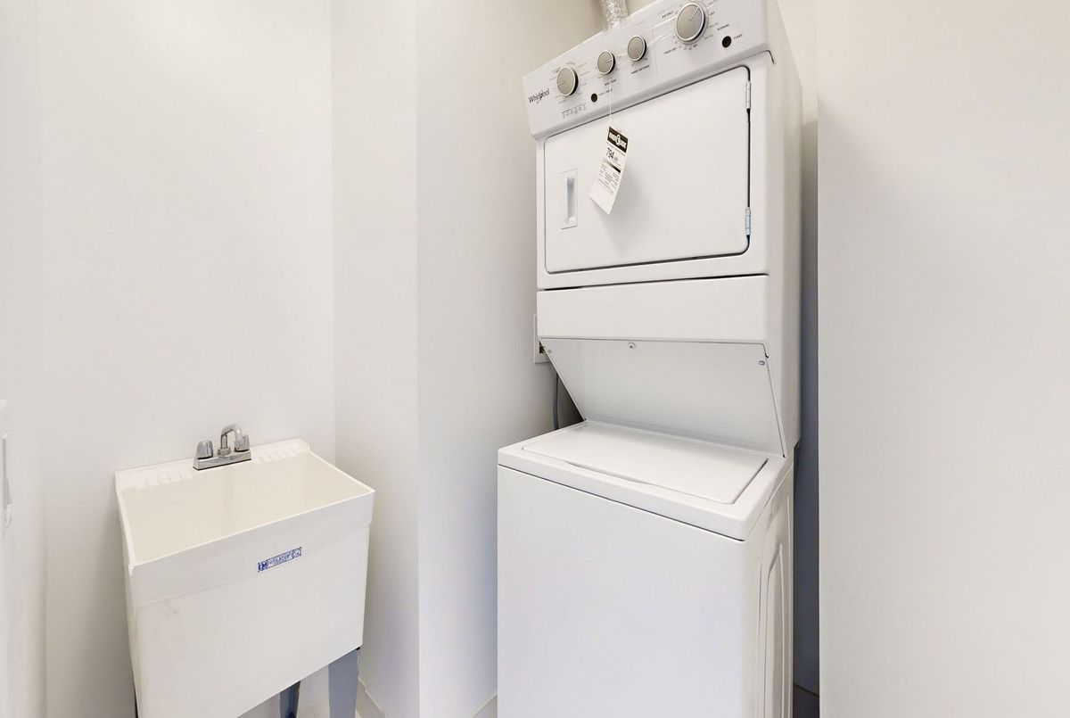 8888 Yonge Street Richmond Hill 8888 Yonge Street Richmond Hill