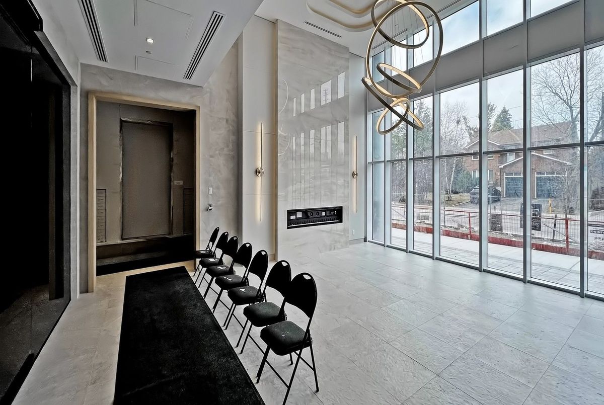 8888 Yonge Street Richmond Hill 8888 Yonge Street Richmond Hill