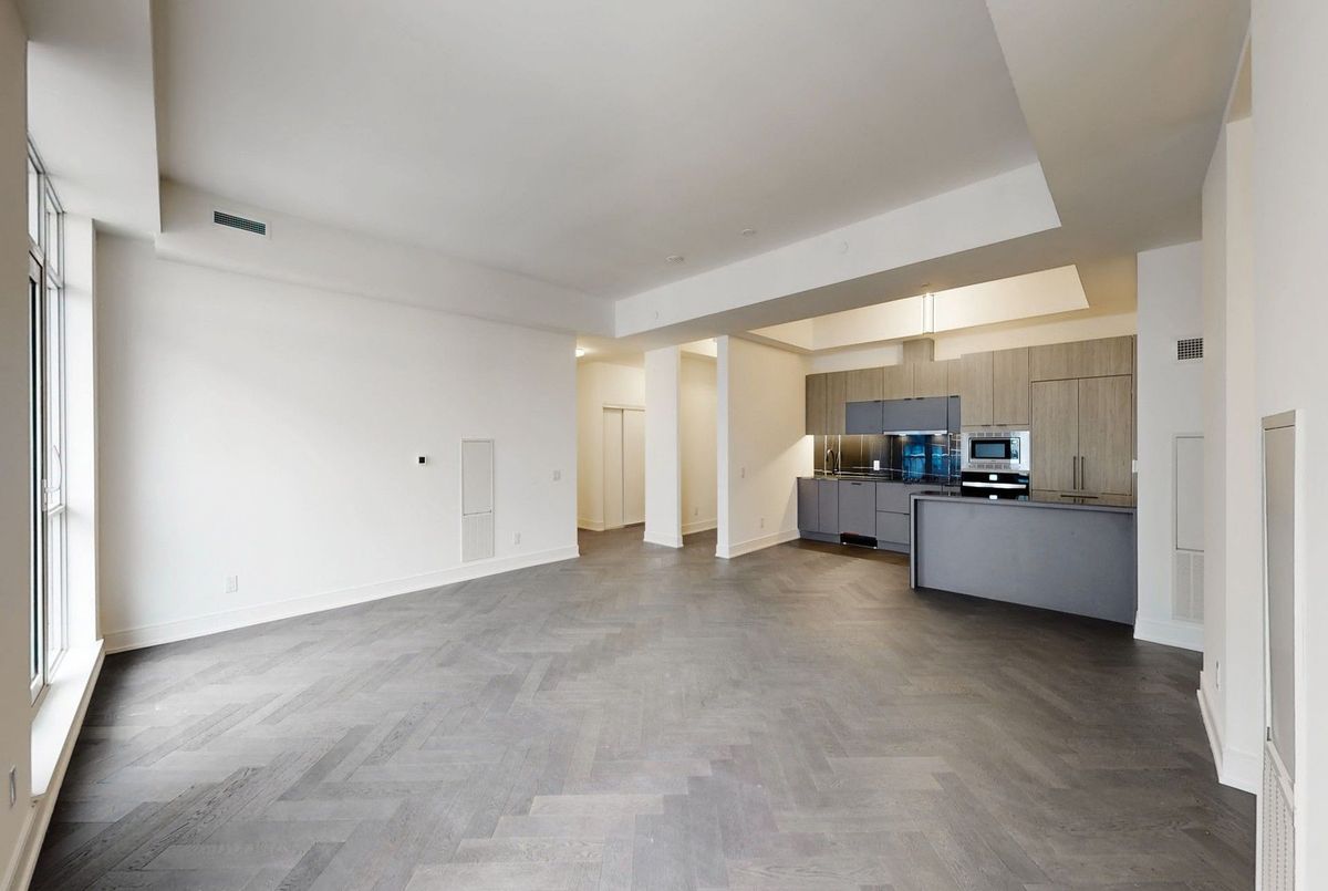 8888 Yonge Street Richmond Hill 8888 Yonge Street Richmond Hill