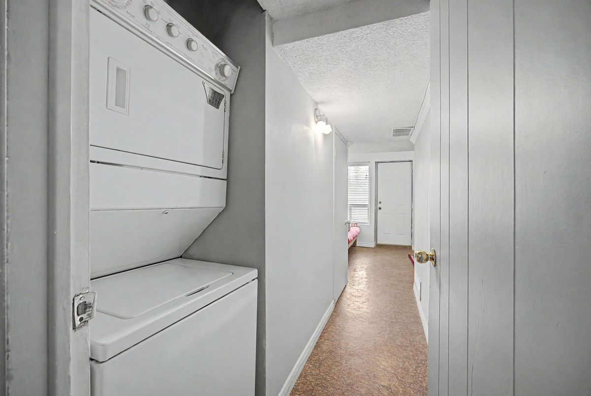 11 Plaisance Road Richmond Hill 11 Plaisance Road Richmond Hill