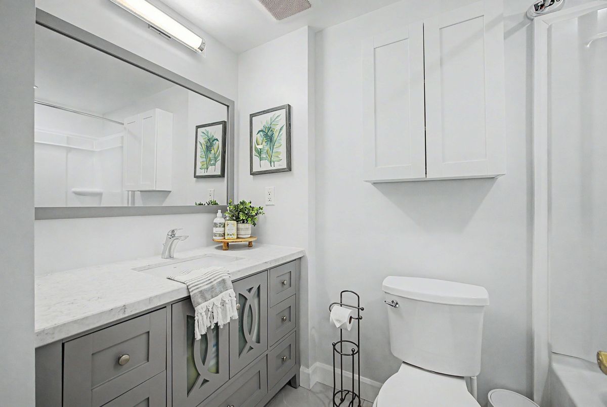 11 Plaisance Road Richmond Hill 11 Plaisance Road Richmond Hill