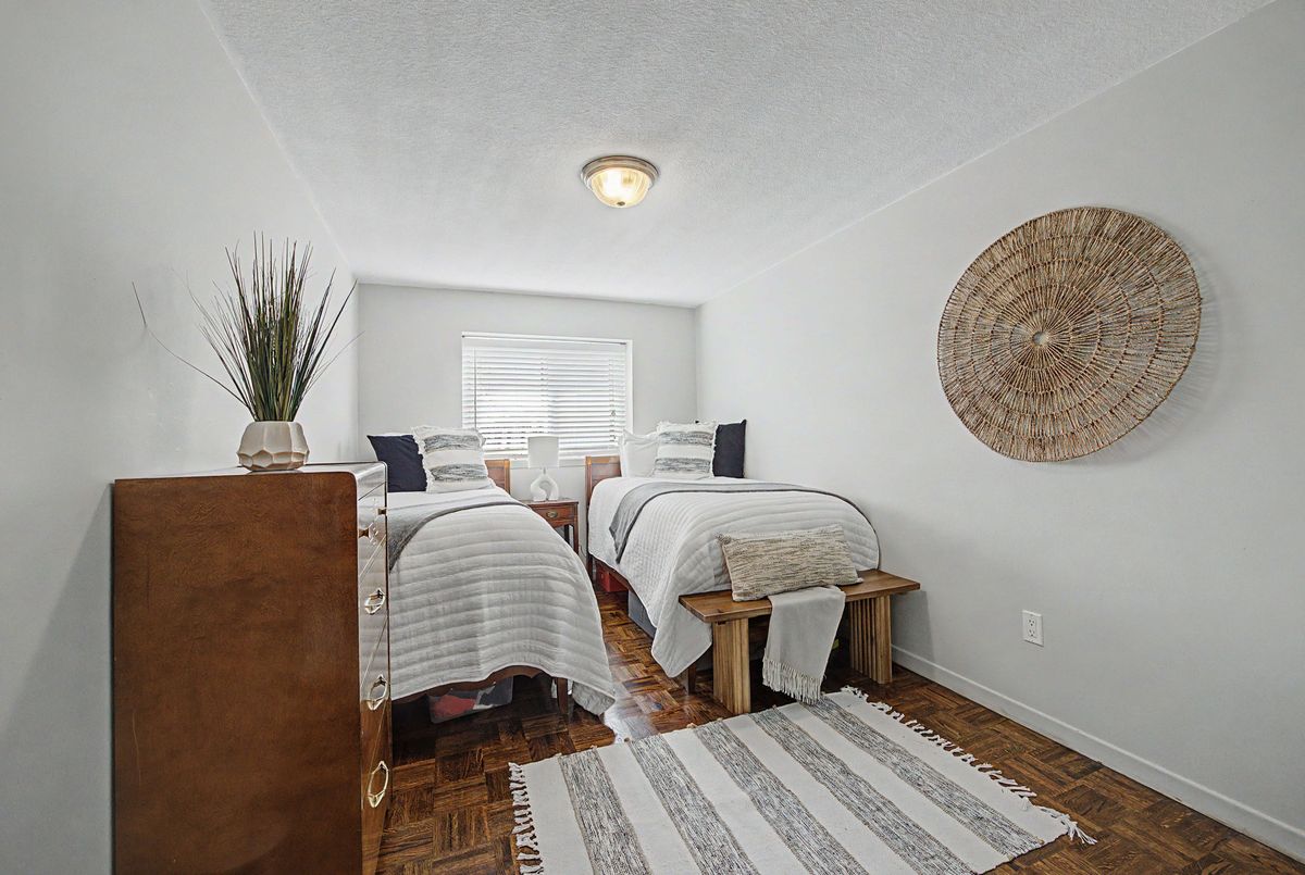 11 Plaisance Road Richmond Hill 11 Plaisance Road Richmond Hill