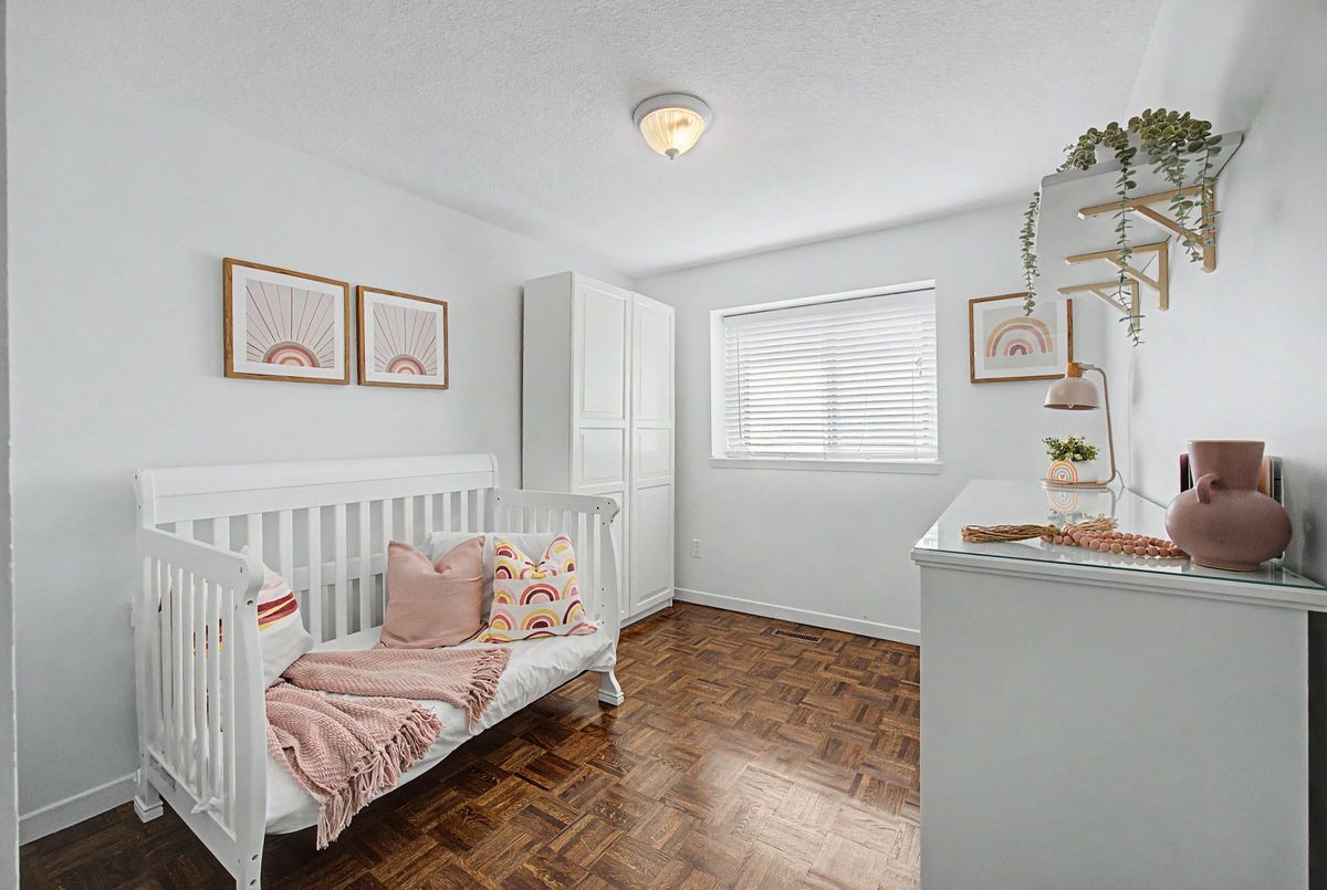 11 Plaisance Road Richmond Hill 11 Plaisance Road Richmond Hill