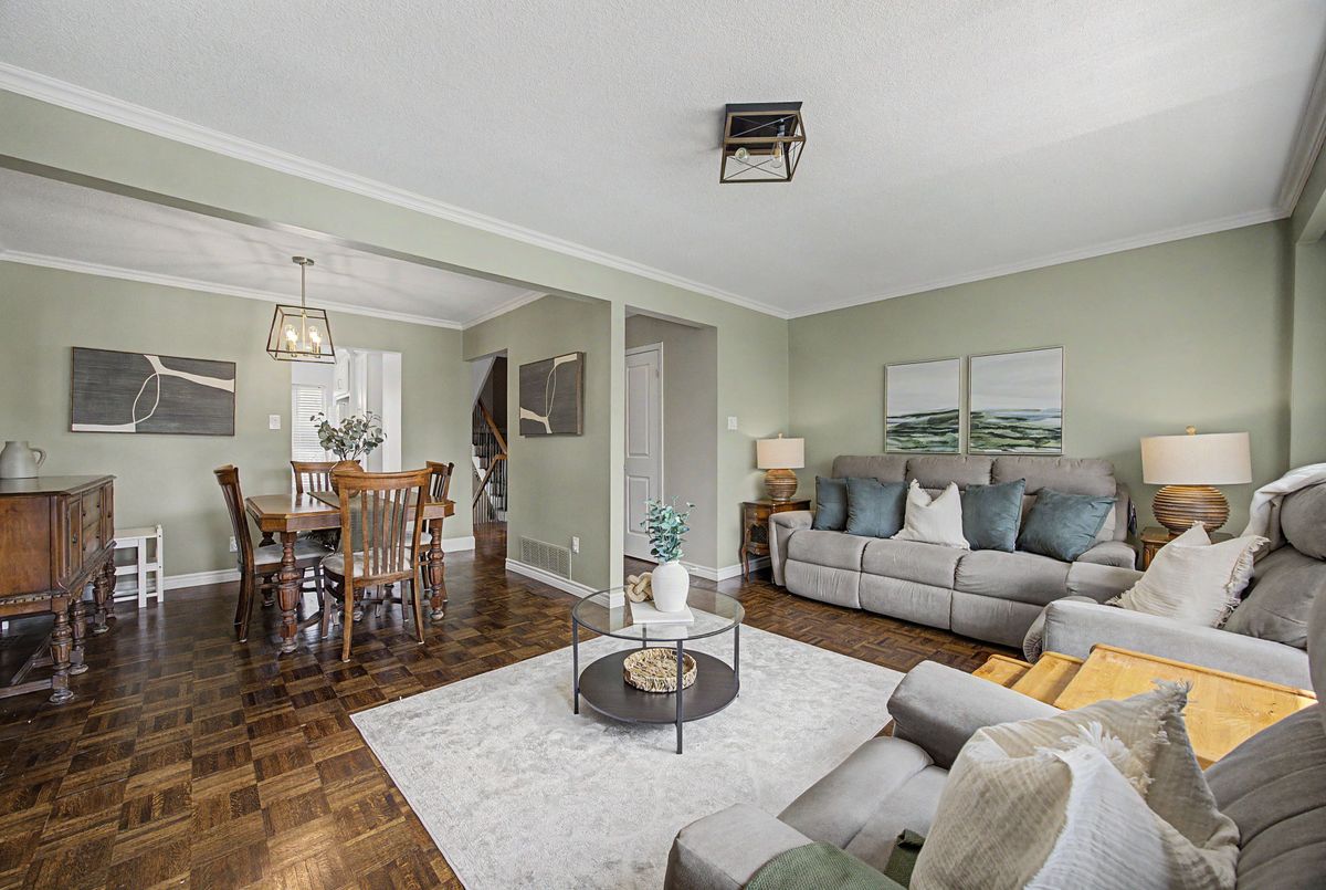 11 Plaisance Road Richmond Hill 11 Plaisance Road Richmond Hill