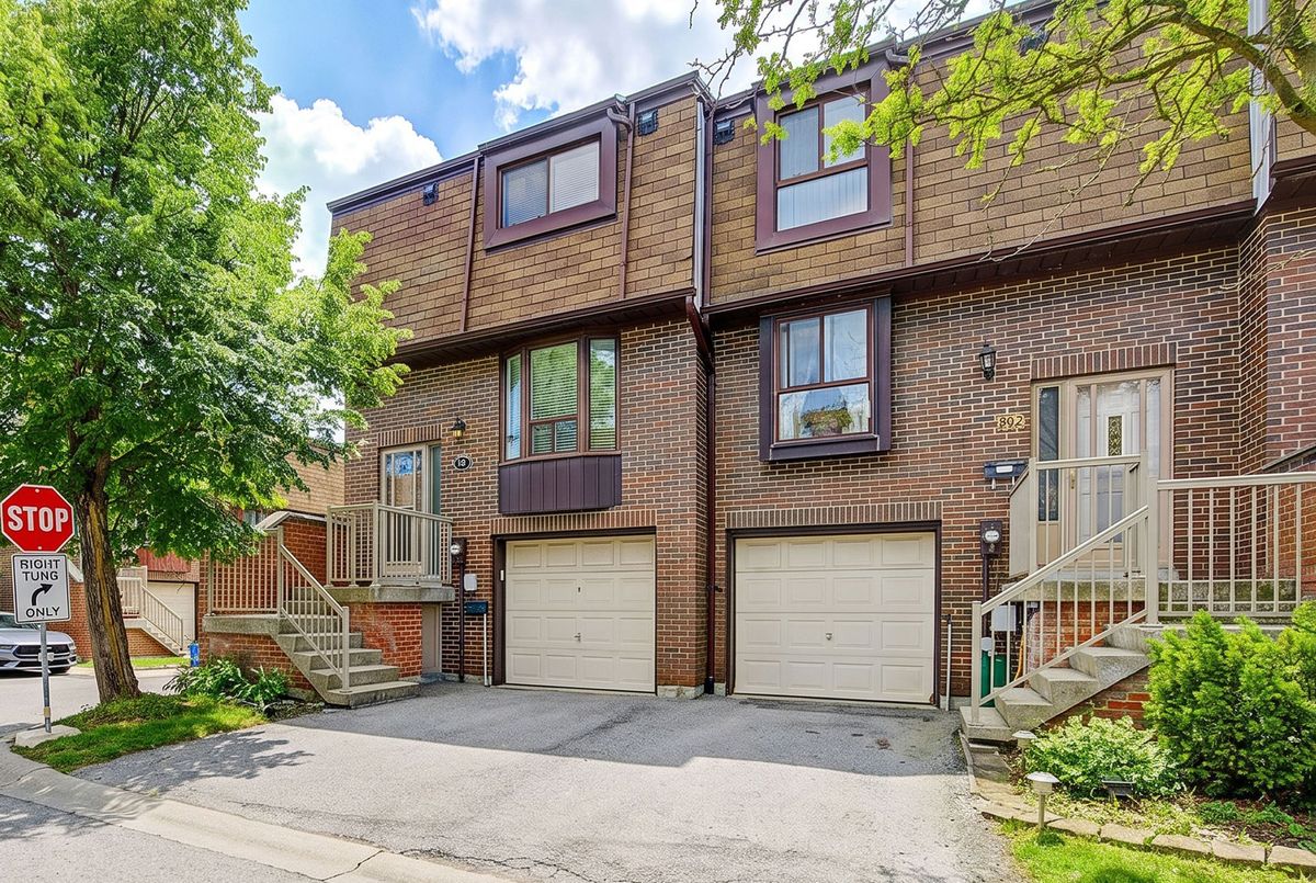 11 Plaisance Road Richmond Hill 11 Plaisance Road Richmond Hill