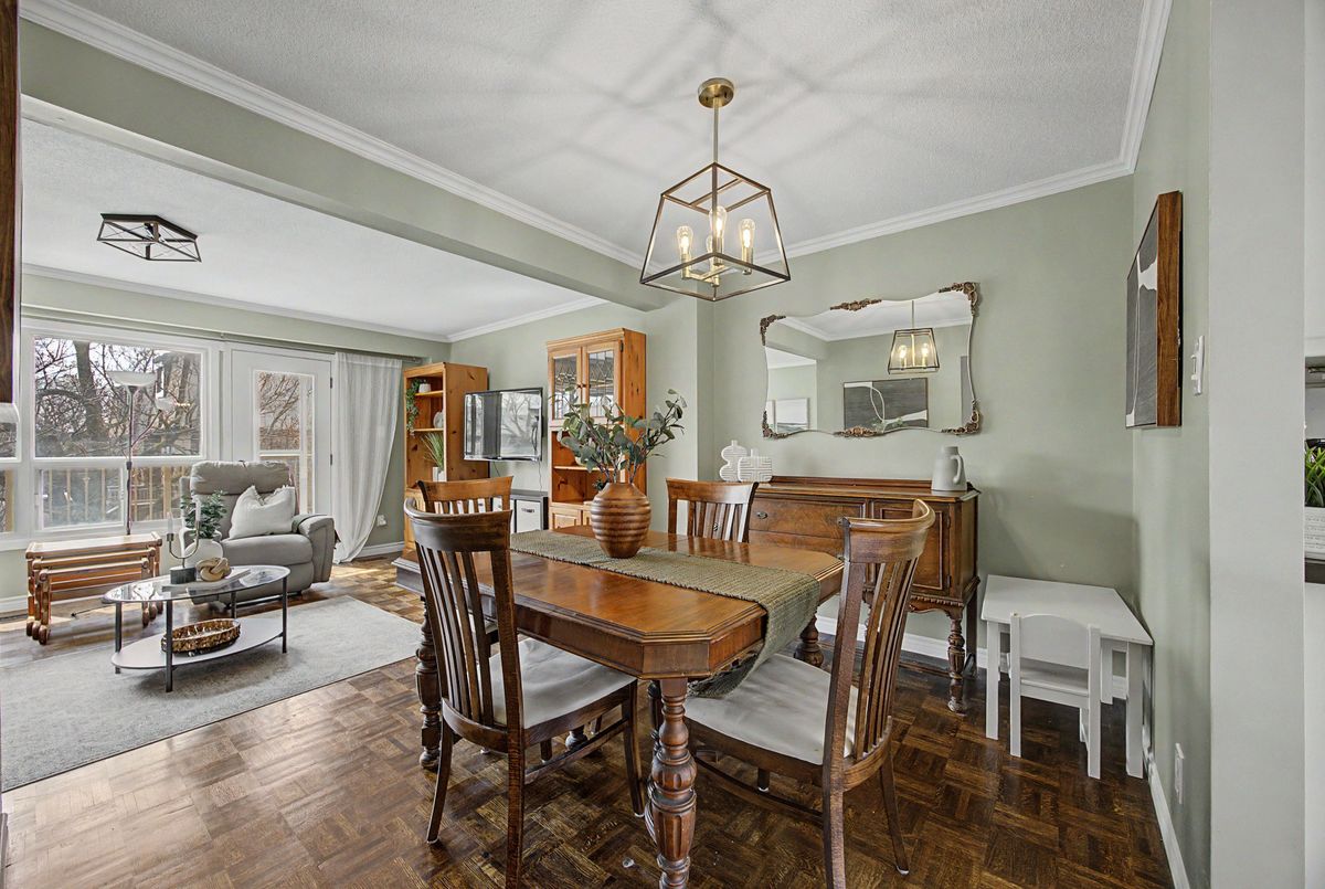 11 Plaisance Road Richmond Hill 11 Plaisance Road Richmond Hill