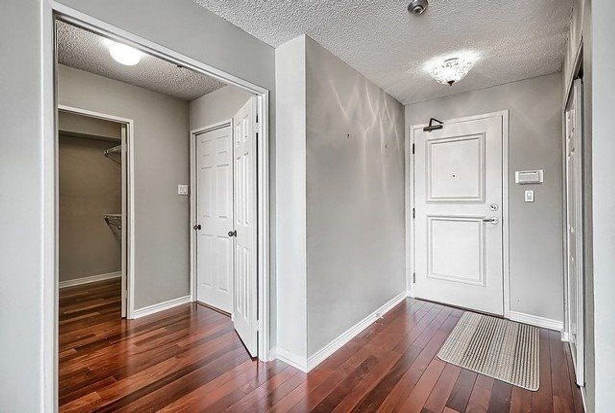 14924 Yonge Street Aurora 14924 Yonge Street Aurora