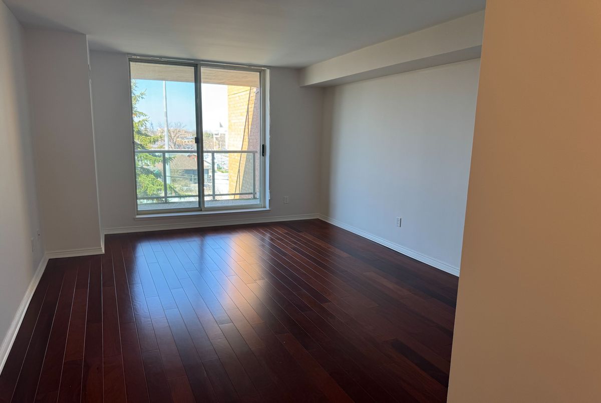 14924 Yonge Street Aurora 14924 Yonge Street Aurora