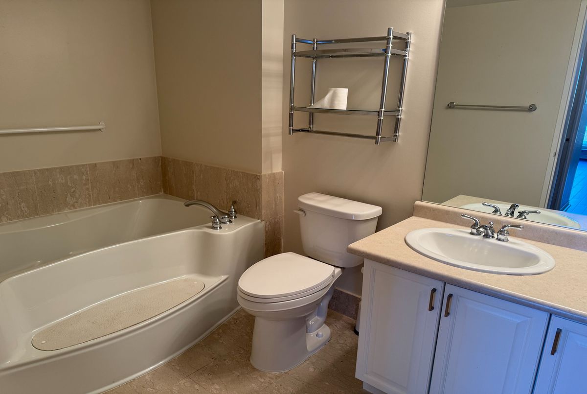 14924 Yonge Street Aurora 14924 Yonge Street Aurora