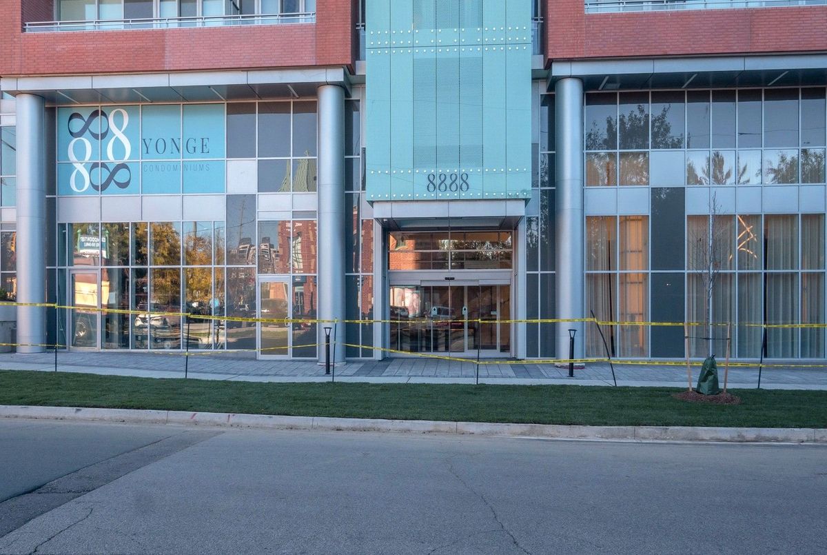 8888 Yonge Street Richmond Hill 8888 Yonge Street Richmond Hill