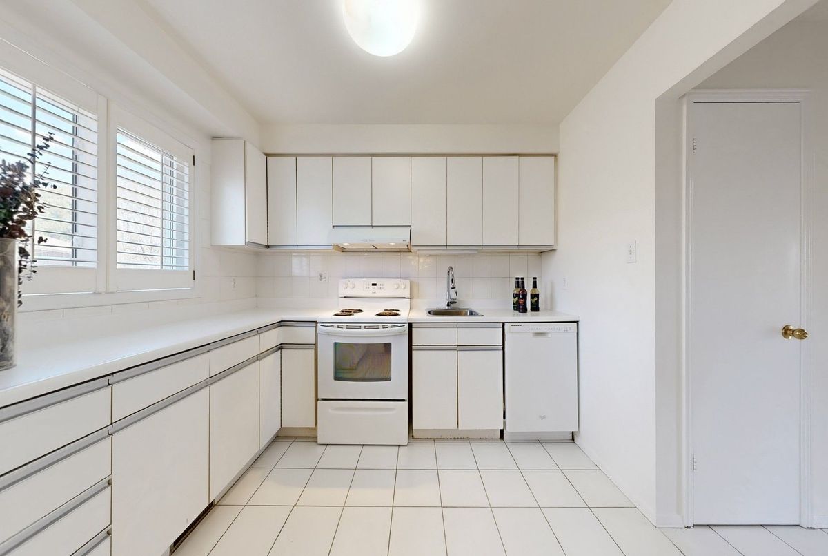 14 Dunkeld Way Markham 14 Dunkeld Way Markham