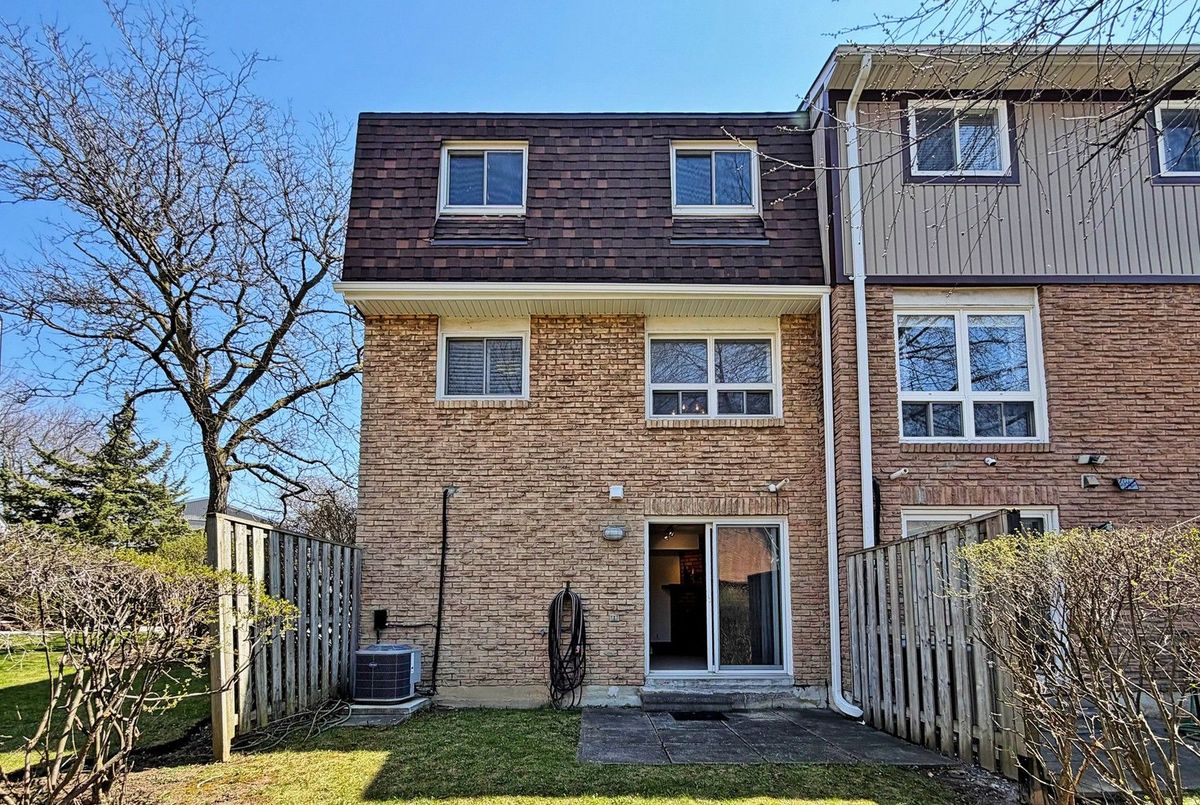 14 Dunkeld Way Markham 14 Dunkeld Way Markham