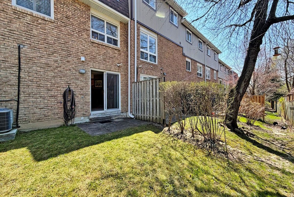 14 Dunkeld Way Markham 14 Dunkeld Way Markham