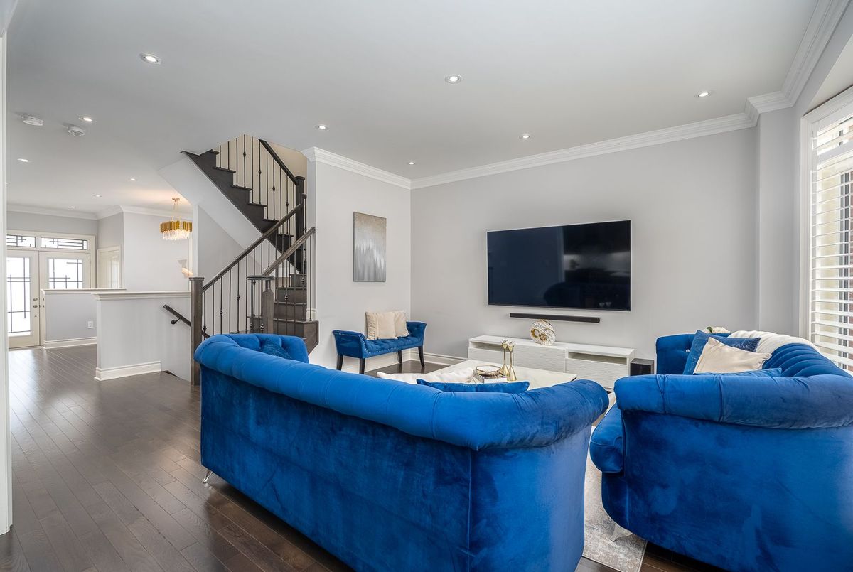 103 Cayton Crescent Bradford West Gwillimbury 103 Cayton Crescent Bradford West Gwillimbury