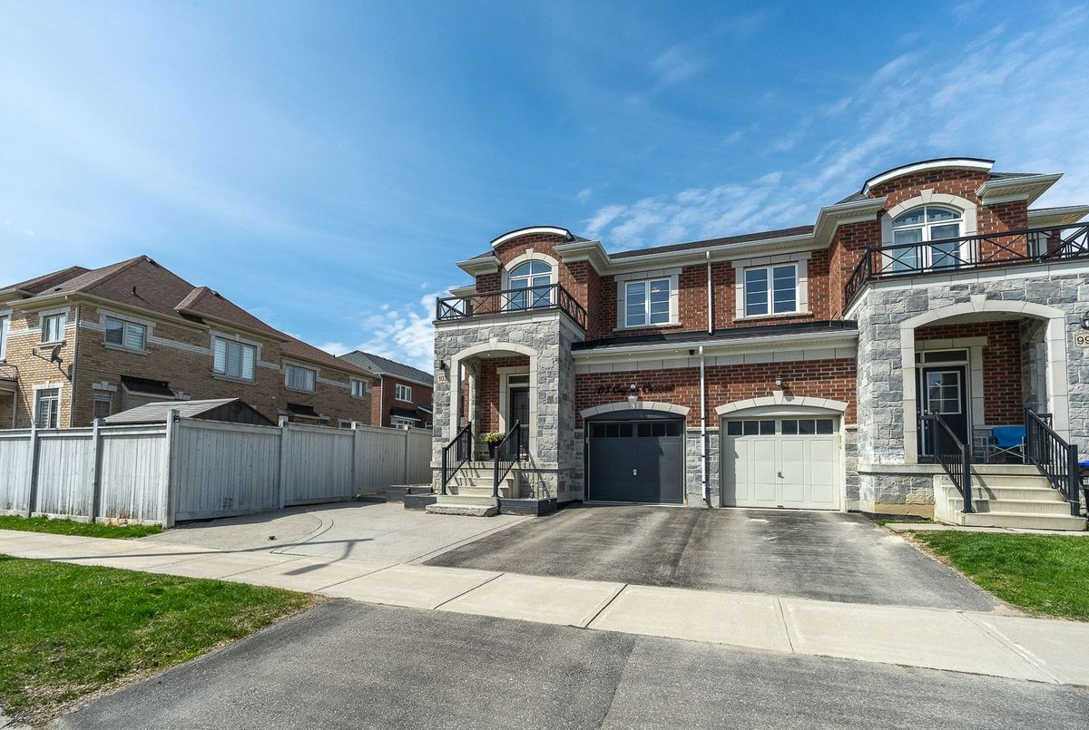 103 Cayton Crescent Bradford West Gwillimbury 103 Cayton Crescent Bradford West Gwillimbury