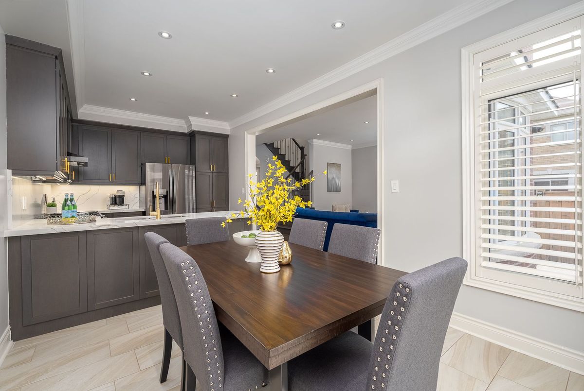 103 Cayton Crescent Bradford West Gwillimbury 103 Cayton Crescent Bradford West Gwillimbury