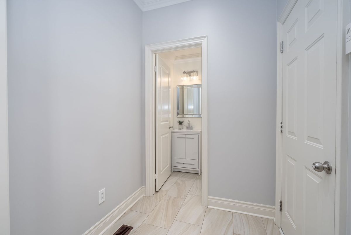 103 Cayton Crescent Bradford West Gwillimbury 103 Cayton Crescent Bradford West Gwillimbury