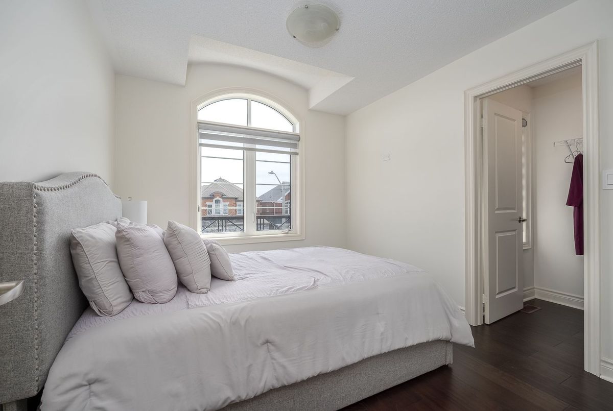 103 Cayton Crescent Bradford West Gwillimbury 103 Cayton Crescent Bradford West Gwillimbury
