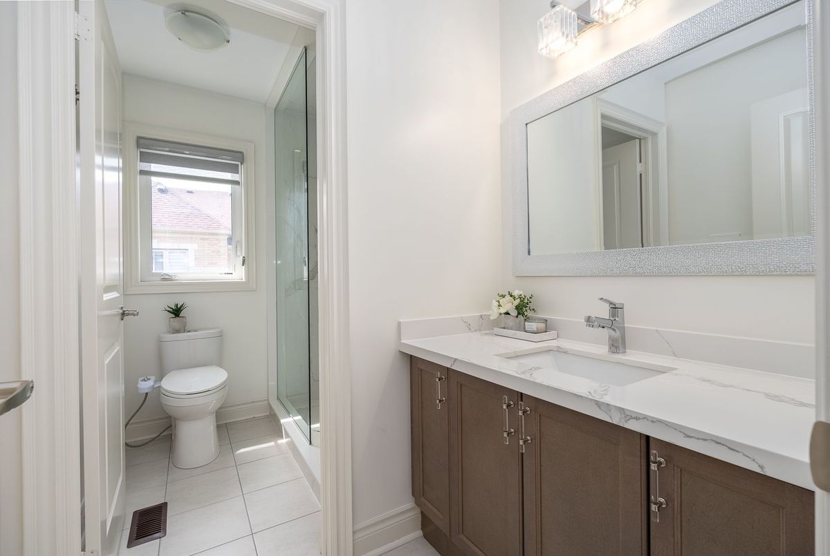 103 Cayton Crescent Bradford West Gwillimbury 103 Cayton Crescent Bradford West Gwillimbury