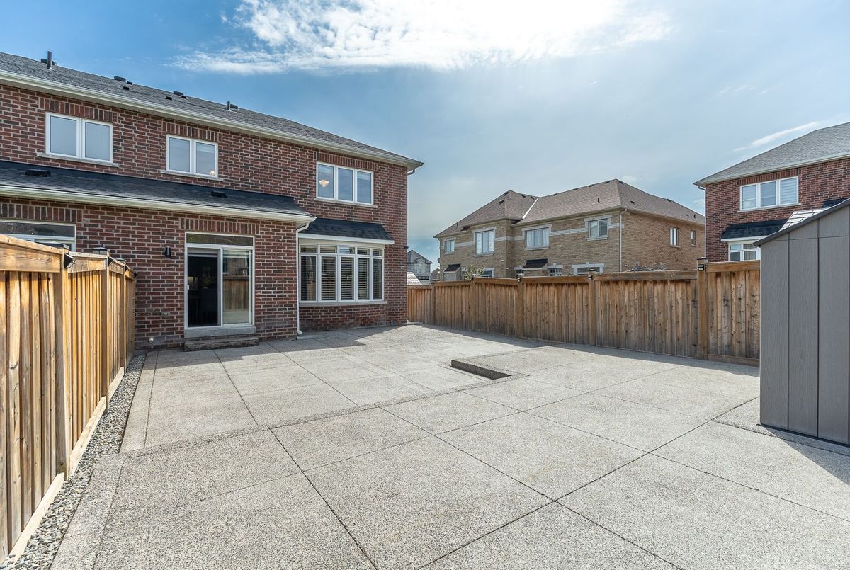 103 Cayton Crescent Bradford West Gwillimbury 103 Cayton Crescent Bradford West Gwillimbury