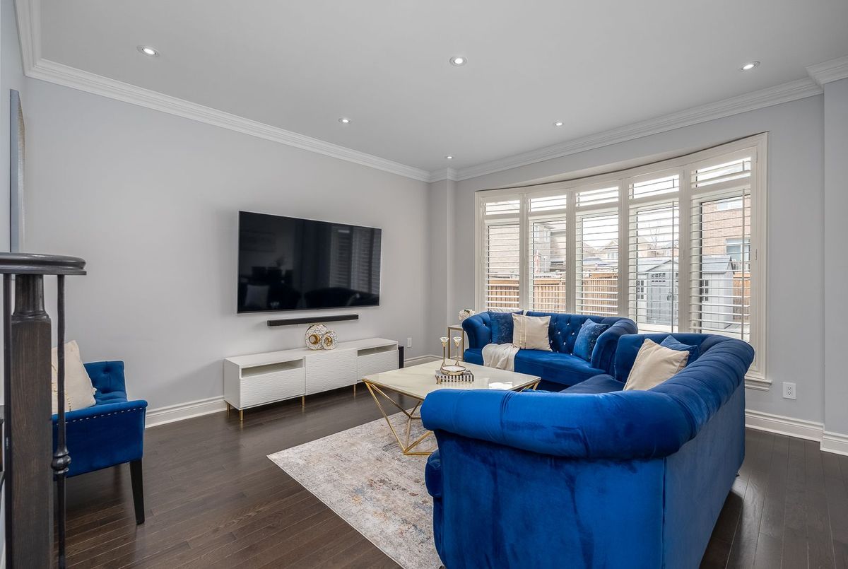 103 Cayton Crescent Bradford West Gwillimbury 103 Cayton Crescent Bradford West Gwillimbury