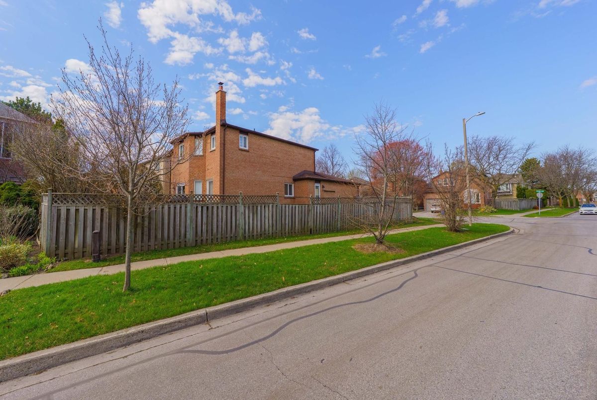 65 Tansley Road Vaughan 65 Tansley Road Vaughan