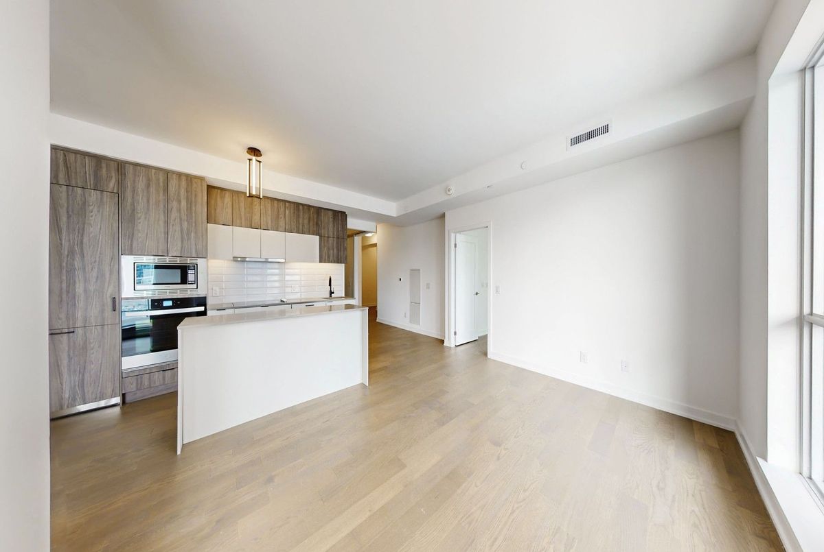 8888 Yonge Street Richmond Hill 8888 Yonge Street Richmond Hill