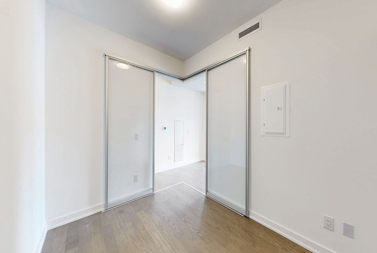 8888 Yonge Street Richmond Hill 8888 Yonge Street Richmond Hill