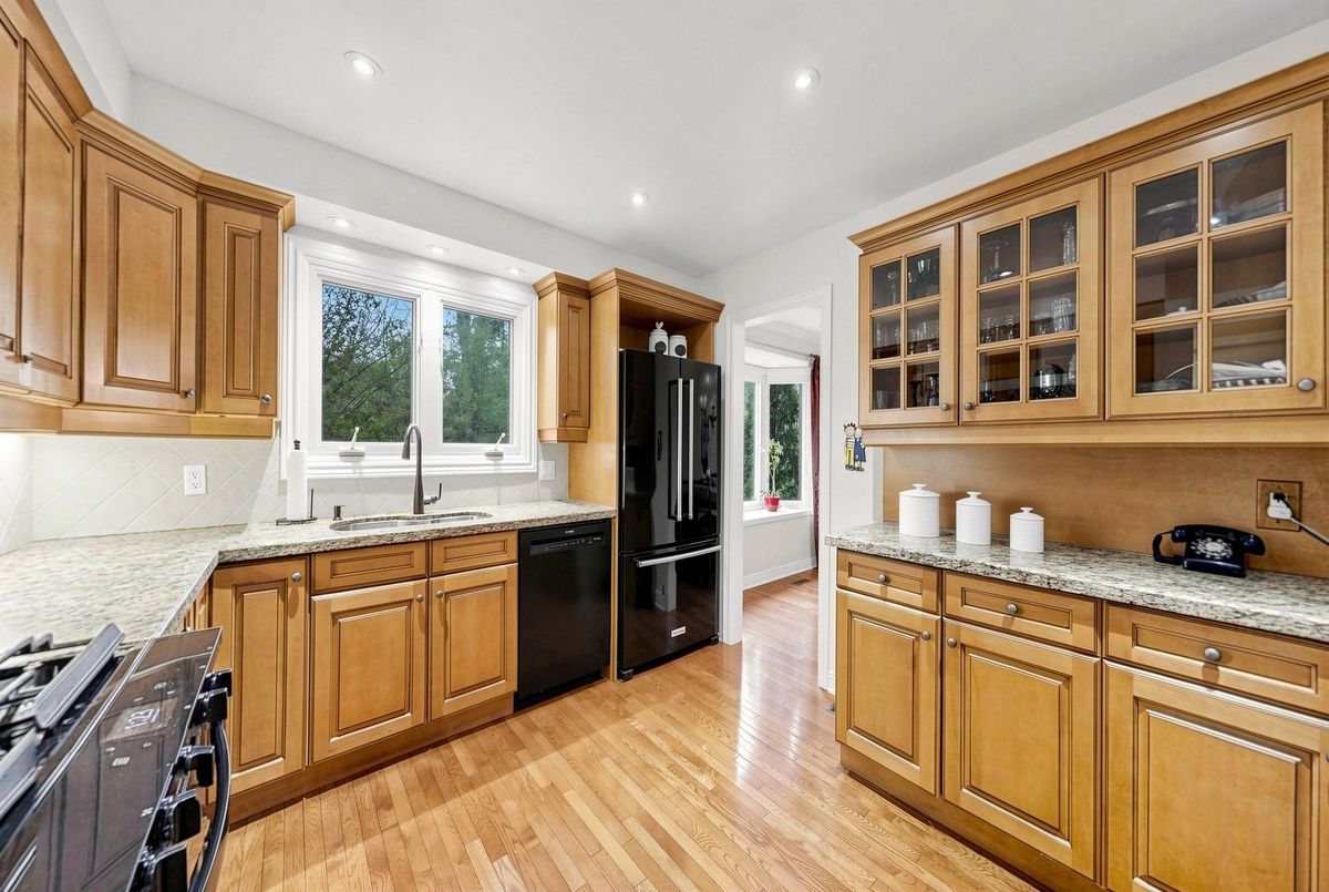 23 Jondan Crescent Markham 23 Jondan Crescent Markham