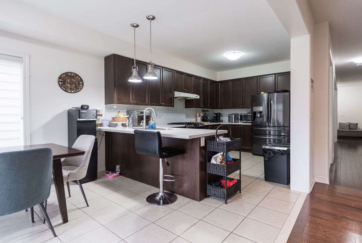 278 Sharon Creek Drive East Gwillimbury 278 Sharon Creek Drive East Gwillimbury