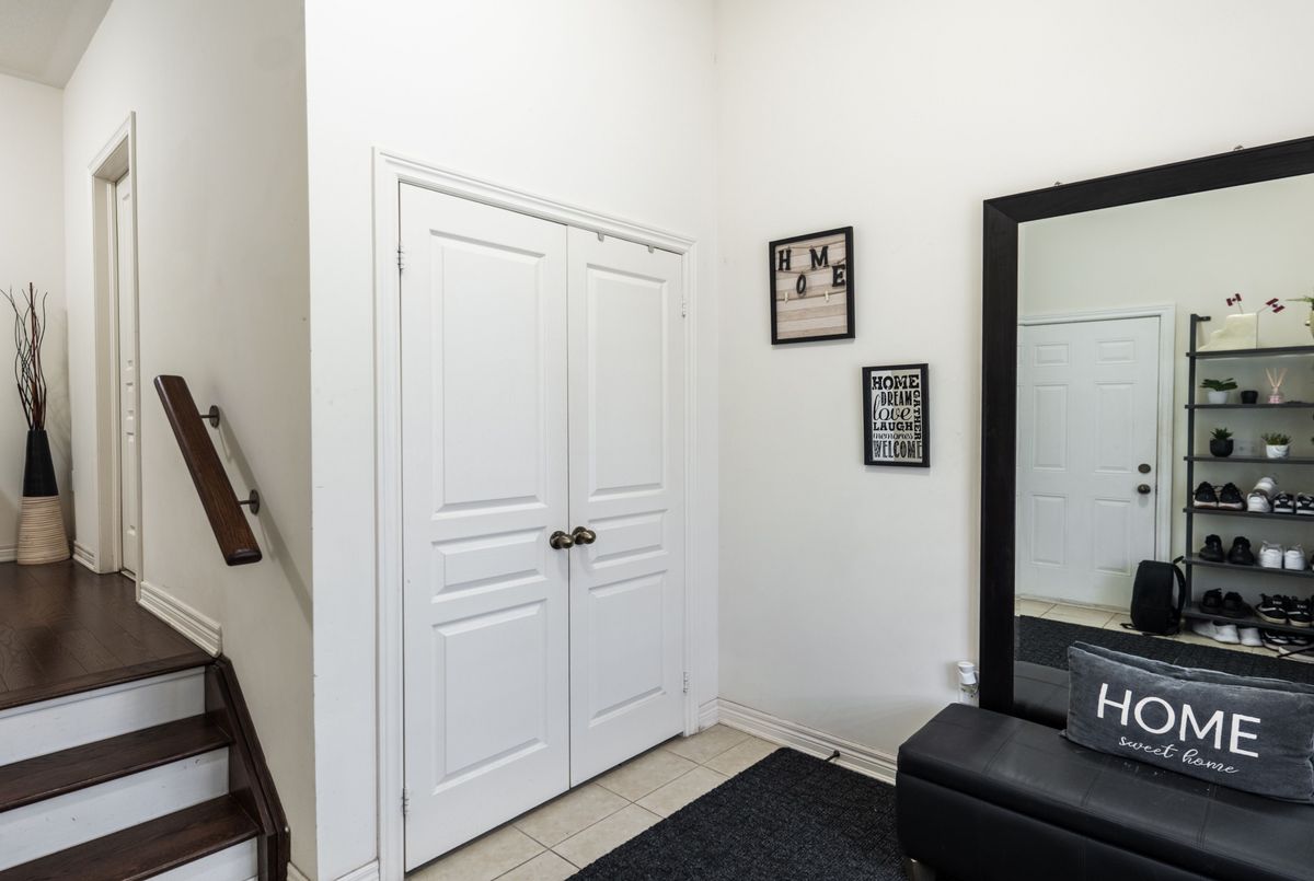 278 Sharon Creek Drive East Gwillimbury 278 Sharon Creek Drive East Gwillimbury