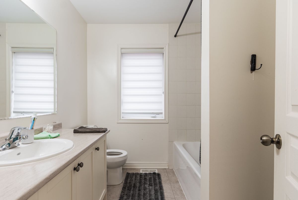278 Sharon Creek Drive East Gwillimbury 278 Sharon Creek Drive East Gwillimbury