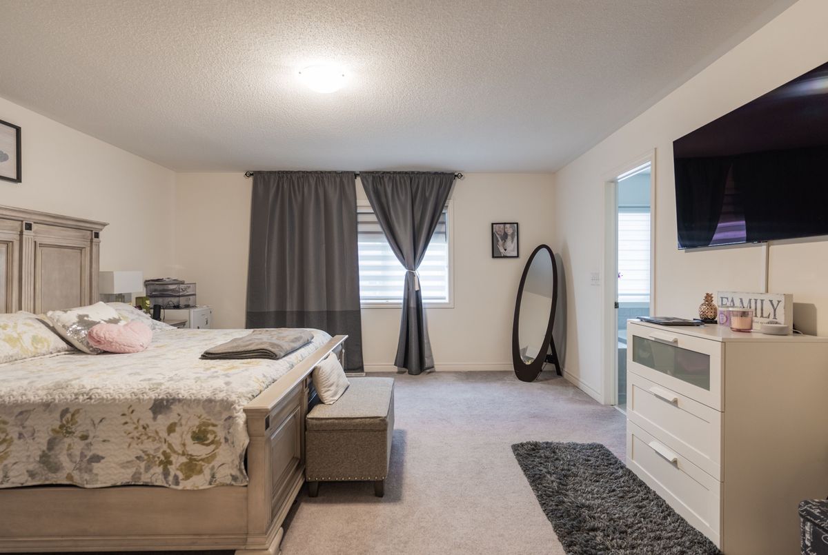 278 Sharon Creek Drive East Gwillimbury 278 Sharon Creek Drive East Gwillimbury