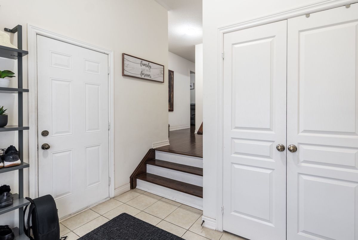 278 Sharon Creek Drive East Gwillimbury 278 Sharon Creek Drive East Gwillimbury